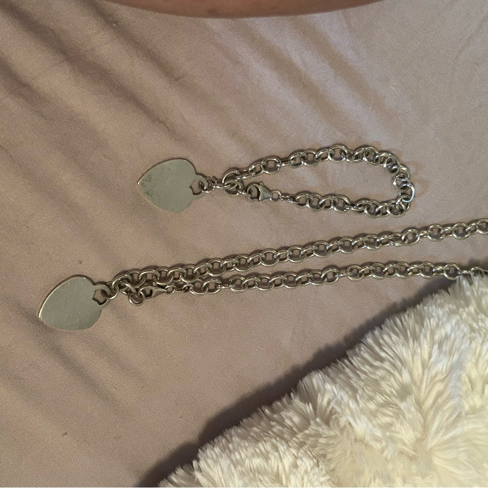 Elegant Silver Heart Necklace